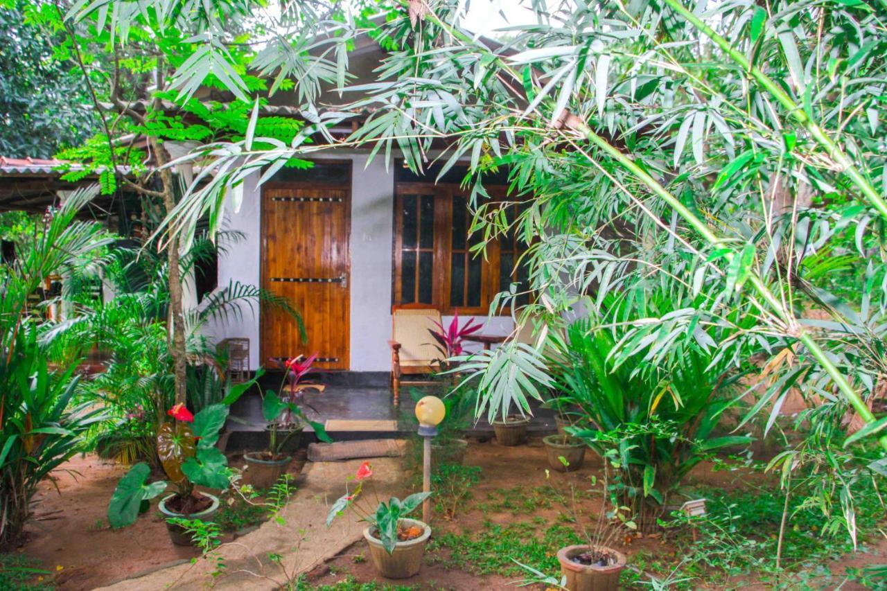 Manju Homestay Sigiriya Exterior photo