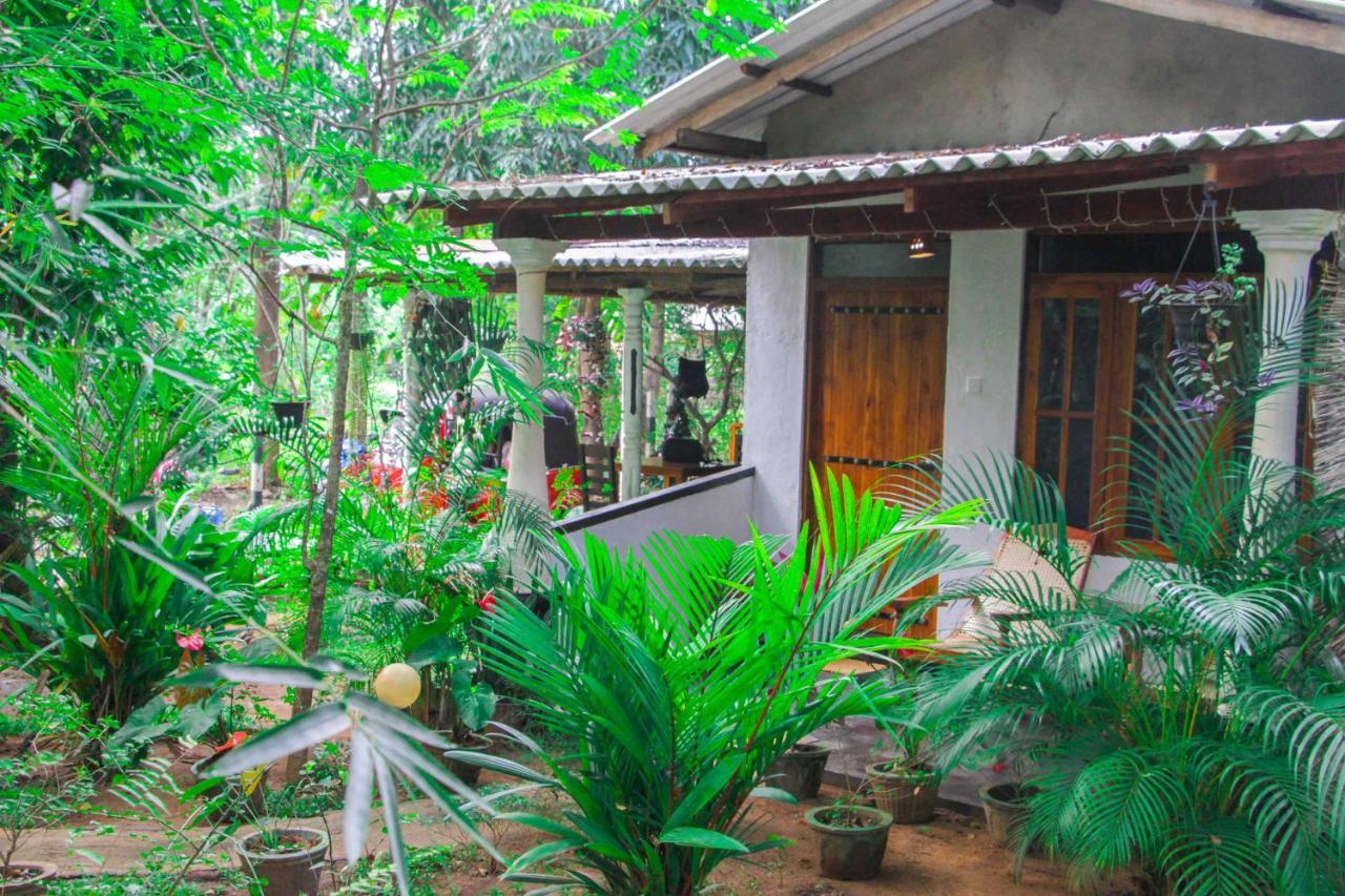 Manju Homestay Sigiriya Exterior photo